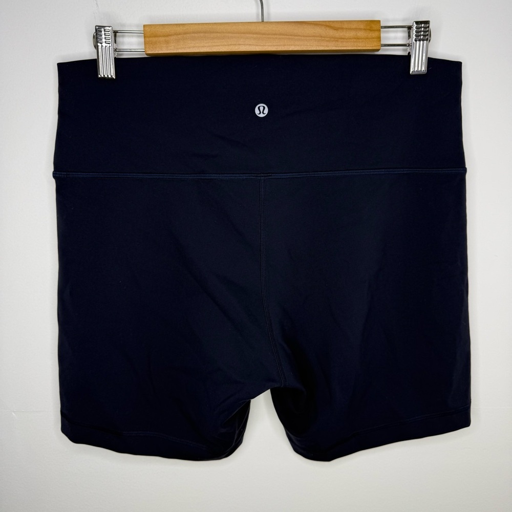 LULULEMON True Navy Wunder Train High Rise Short 6” - Picture 4 of 6